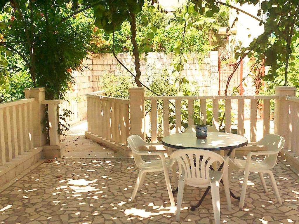 Guest House Vila Eli Херцег-Нови Экстерьер фото