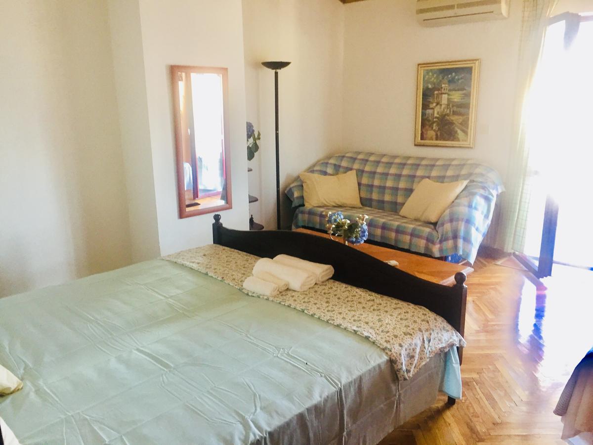 Guest House Vila Eli Херцег-Нови Экстерьер фото